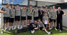 <p>In dieser Saison spielen erstmals wieder unsere Herren 2. Bundesliga und erreichen das Meisterplayoff. Die Damen schaffen den Sprung in die Relegation zur 1. Bundesliga.</p>

<p>Im Nachwuchs gibt es wieder tolle Erfolge zu feiern</p>

<p>- U20M Landesmeister &amp; 5. Rang bei den Staatsmeisterschaften</p>

<p>- O&Ouml;VV Cup Damen: Cupsieger und 2. Platz</p>

<p>- U18M Landesmeister und STAATSMEISTER</p>

<p>- U18W Landesmeister und 4. Rang bei den Staatsmeisterschaften</p>

<p>- U14M Landesmeister und 5. Rang bei den Staatsmeisterschaften</p>

<p>- U15M Landesmeister</p>

<p>- U16M Vizelandesmeister</p>